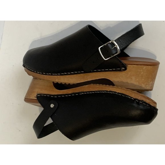 A/Anthropologie Black Leather Wood Heel CLASSIC Stapled Clogs Mules 40 US 8.5 - Picture 6 of 10